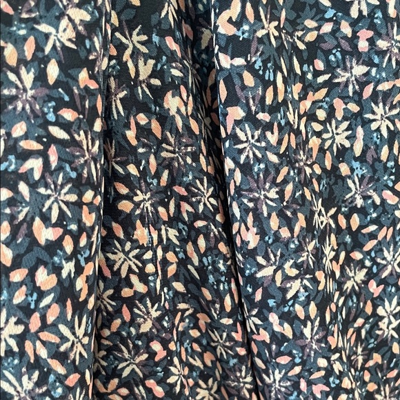 Banana Republic Navy Floral Long Sleeve Dress size xs - Picture 3 of 11